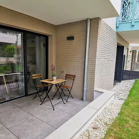 Cocoon With Terrace At 2 Steps From The Sea 아파트