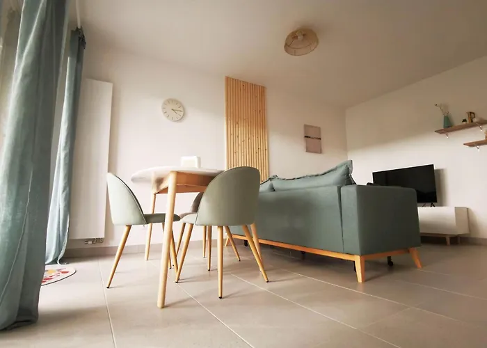 아파트 Cocoon With Terrace At 2 Steps From The Sea *